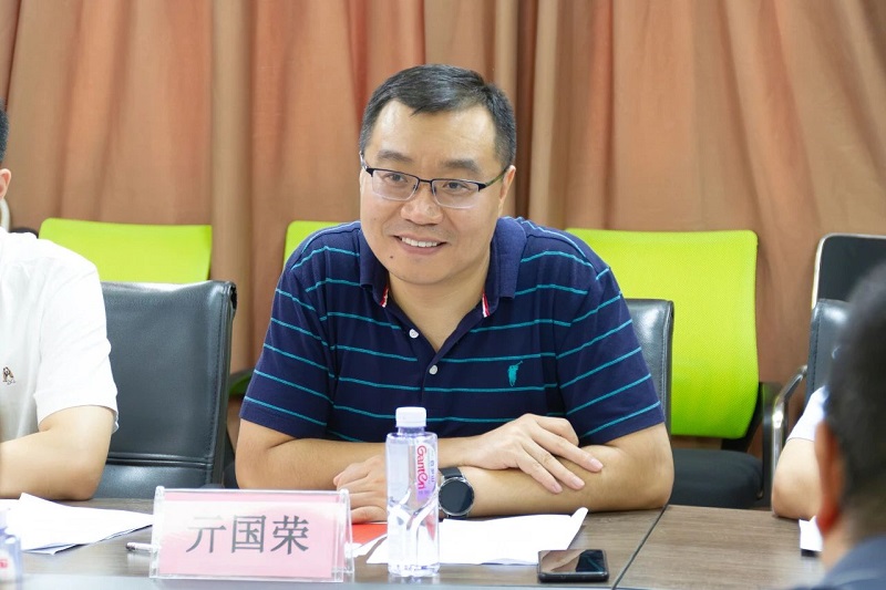 成都市人社局黨組成員、副局長亓國榮一行蒞臨瑞方人力考察調研 第3張 成都市人社局黨組成員、副局長亓國榮一行蒞臨瑞方人力考察調研 第3張