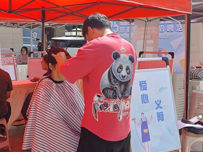 “家門口”的一站式服務！瑞方人力助力打造火車南站街道錦官新城社區(qū)特色就業(yè)IP 第6張